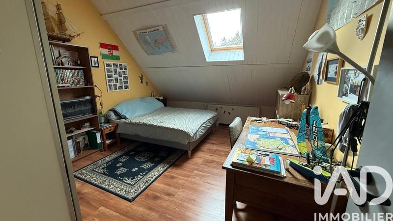 Maison - 269 m² - 15 pièces