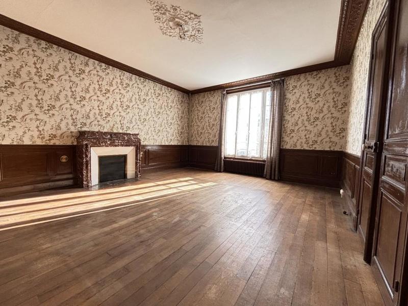 Propriété - 146 m² - 6 pièces