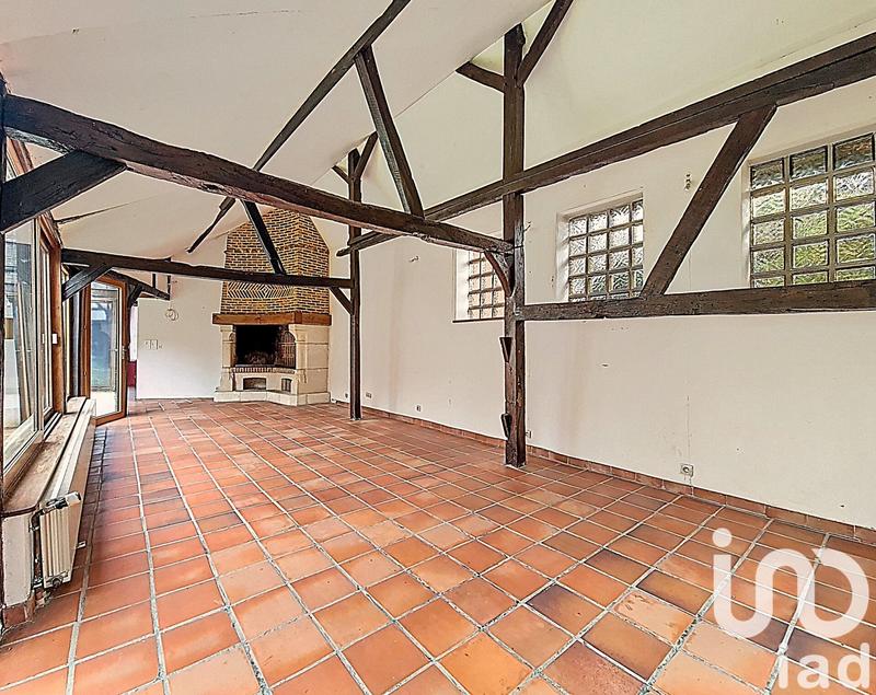 Maison - 204 m² - 8 pièces