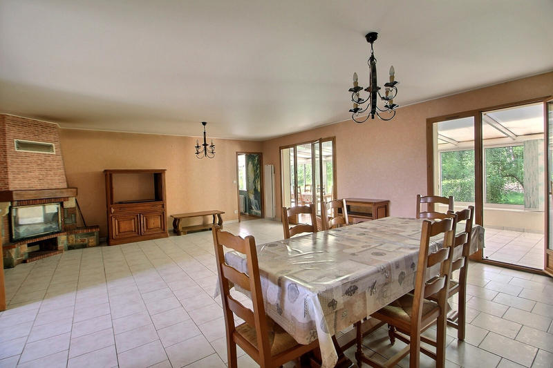 Villa - 229 m² - 7 pièces