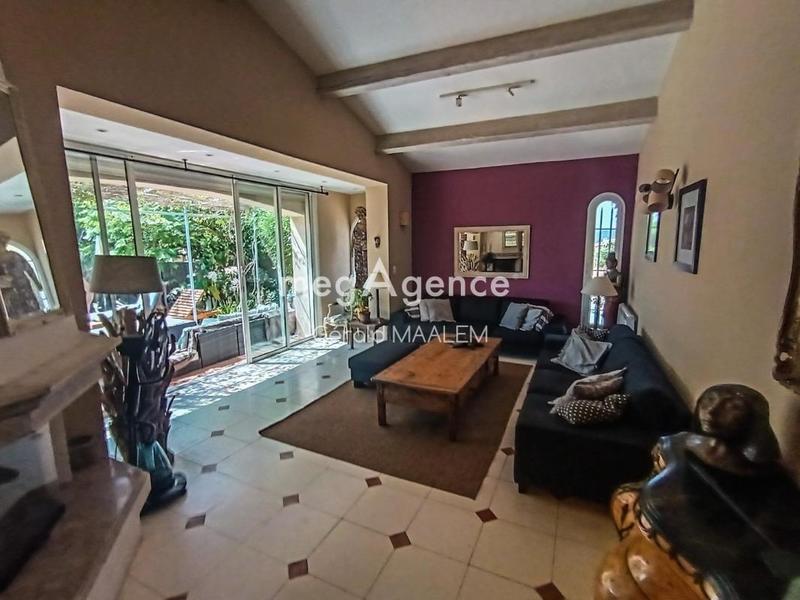 Villa - 170 m² - 7 pièces