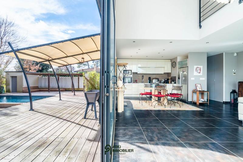 Maison - 136 m² - 4 pièces