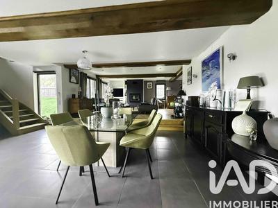 Maison de maîtres - 180 m² - 6 pièces