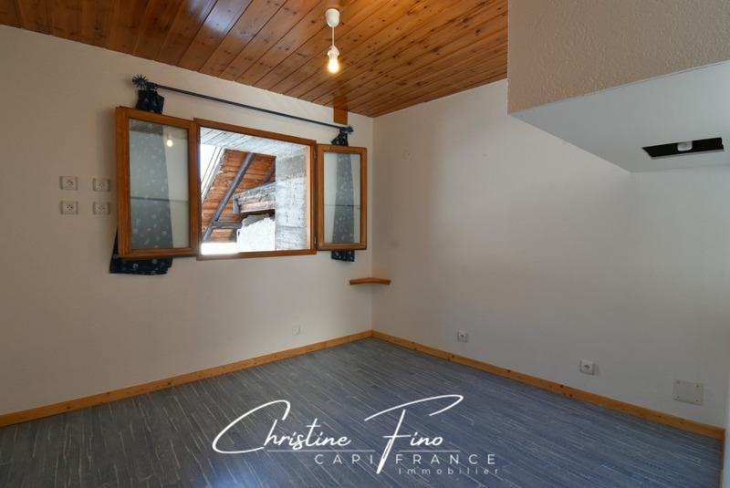 Appartement - 98 m² - 5 pièces