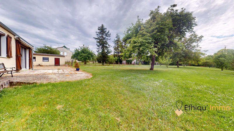 Maison - 99 m² - 6 pièces