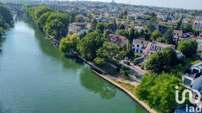 Maison - 431 m² - 9 pièces