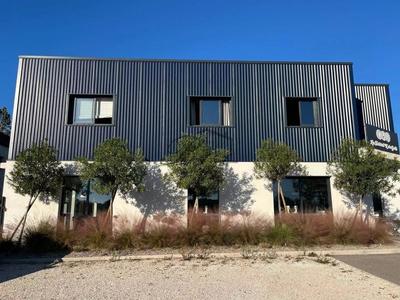 Bureau - 54 m² - 1 pièce