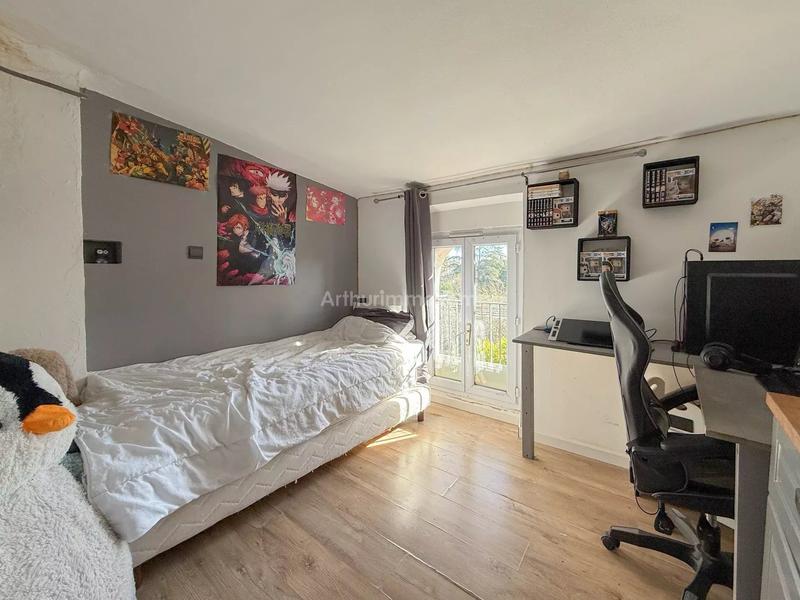 Appartement - 85 m² - 4 pièces
