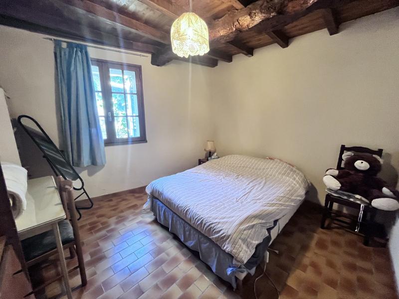 Maison traditionnelle - 200 m² - 9 pièces