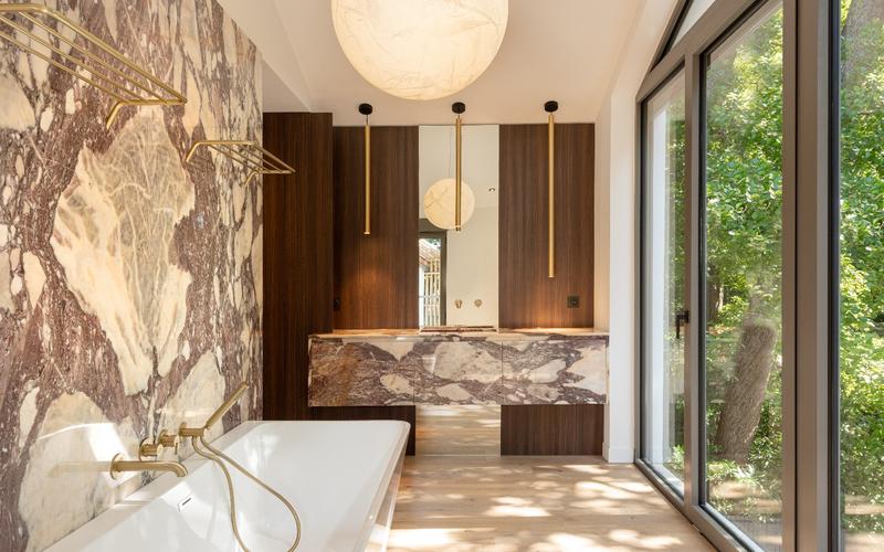 Maison d'architecte - 300 m² - 8 pièces