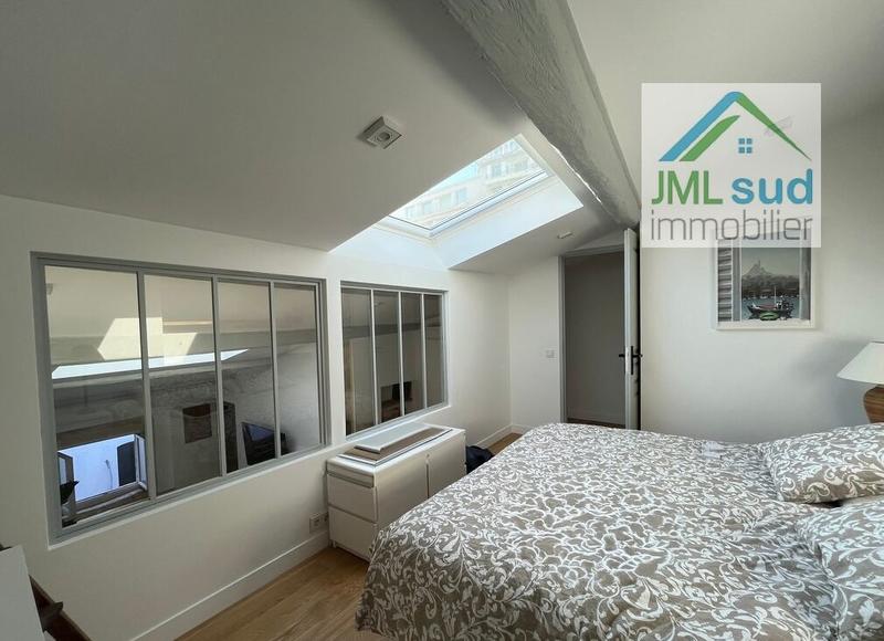 Appartement - 99 m² - 4 pièces