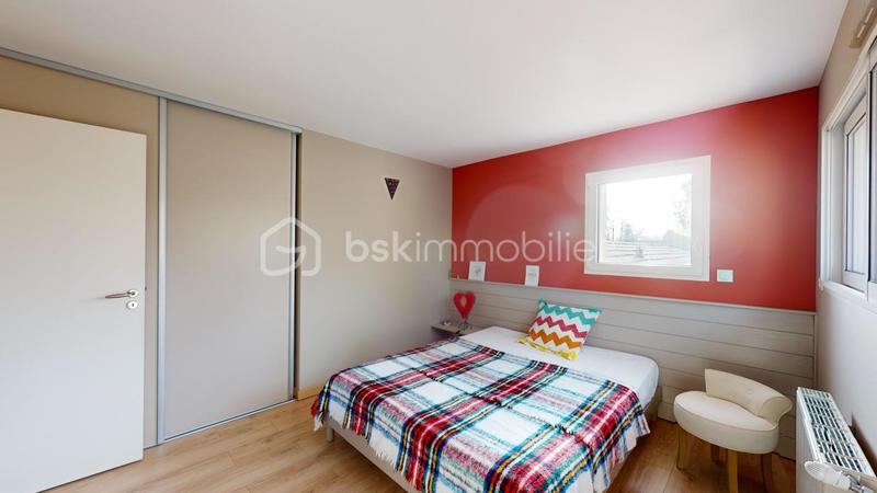 Maison traditionnelle - 171 m² - 5 pièces