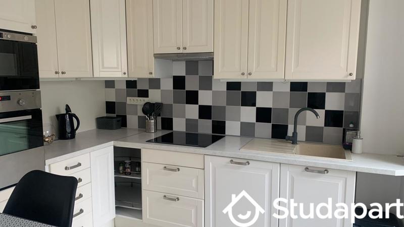 Chambre - 12 m² - 1 pièce