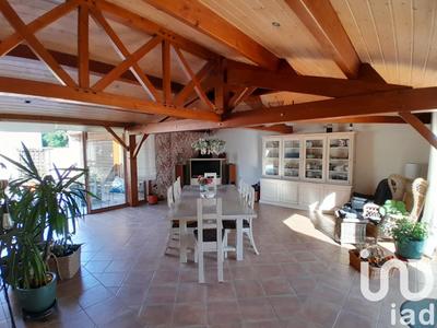 Maison - 171 m² - 8 pièces