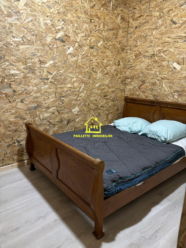 Entrepôt - 235 m² - 2 pièces