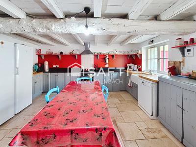 Maison - 147 m² - 5 pièces