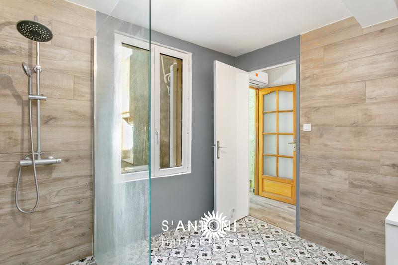 Maison de village - 90 m² - 4 pièces