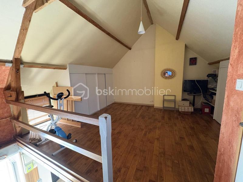 Maison - 94 m² - 5 pièces