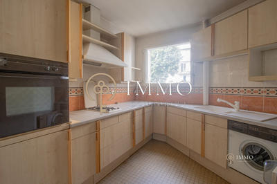 Appartement - 79 m² - 3 pièces