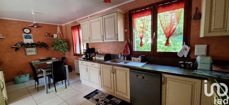 Maison - 167 m² - 7 pièces