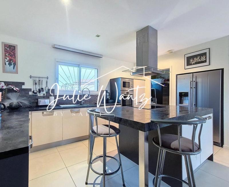 Maison - 118 m² - 5 pièces