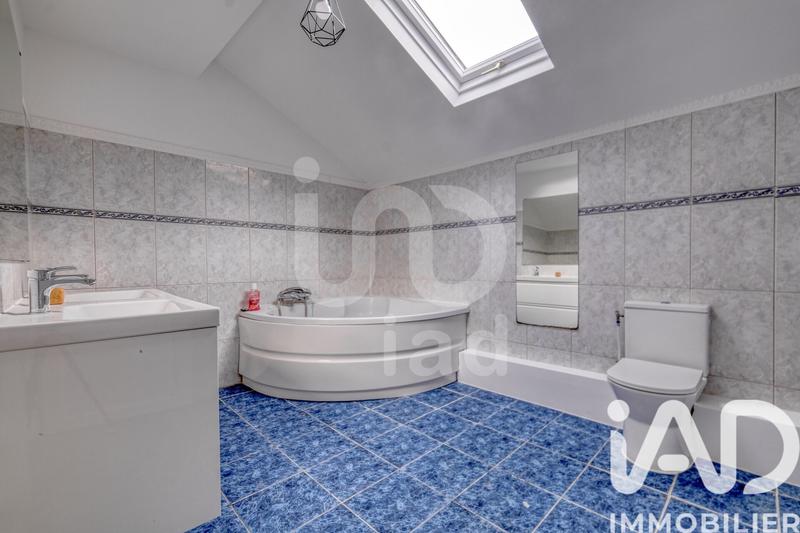 Maison - 148 m² - 6 pièces