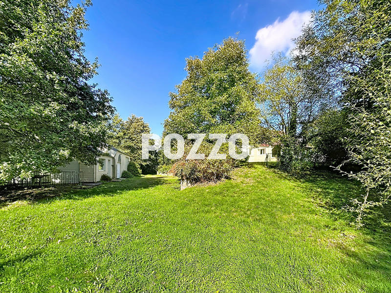 Maison - 210 m² - 7 pièces