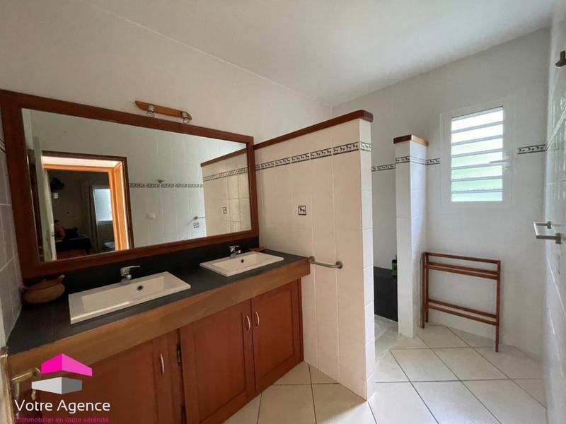 Villa - 164 m² - 7 pièces