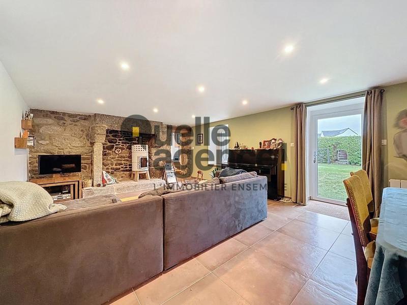 Maison - 159 m² - 7 pièces