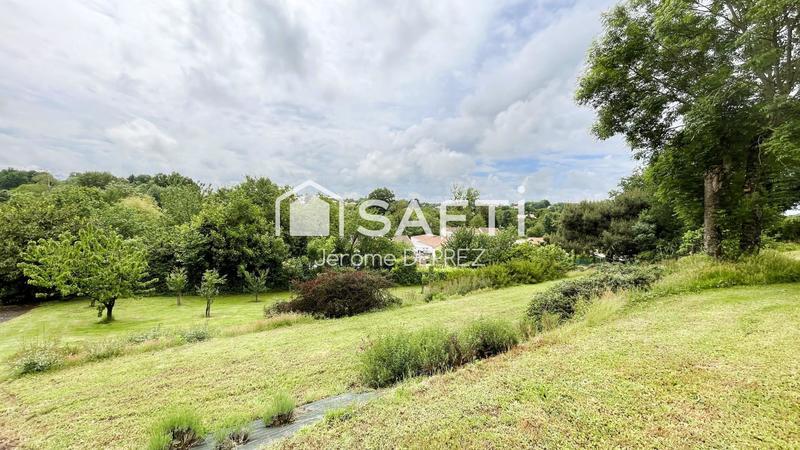 Maison - 150 m² - 8 pièces