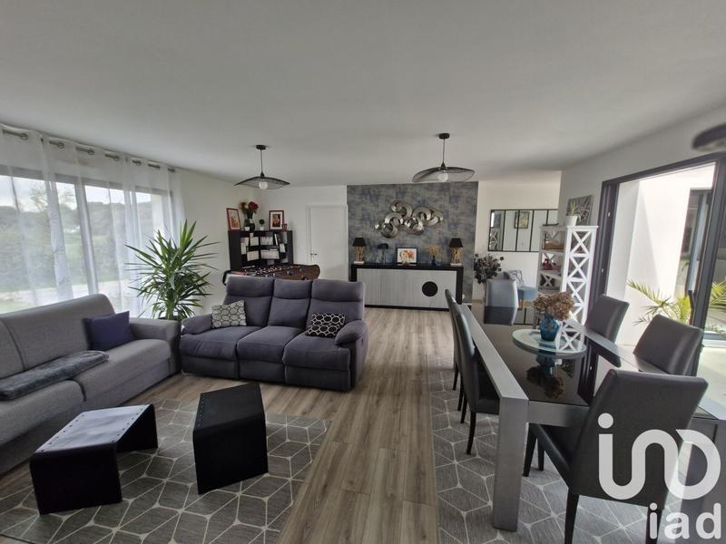 Maison - 127 m² - 5 pièces