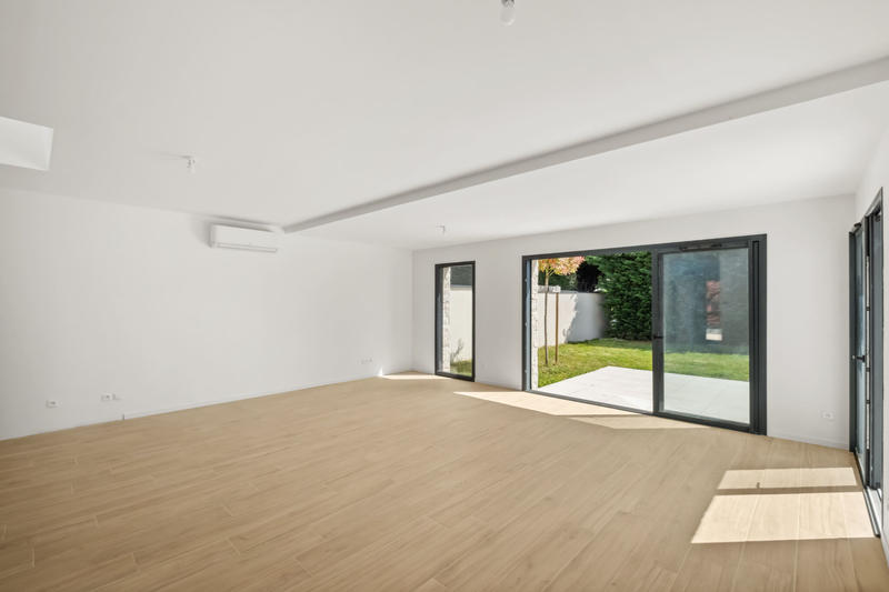 Maison - 97 m² - 4 pièces