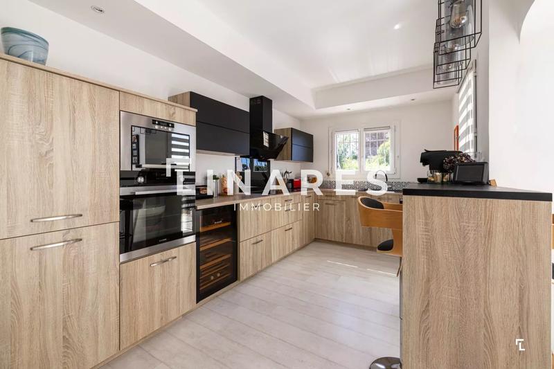 Maison - 135 m² - 4 pièces