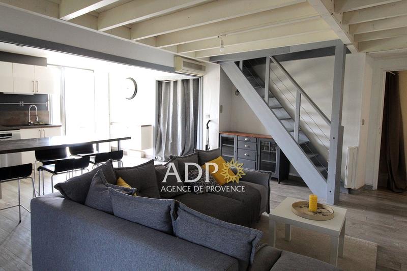 Appartement - 81 m² - 3 pièces