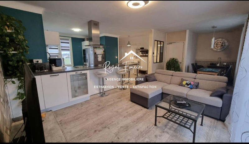 Maison traditionnelle - 101 m² - 4 pièces