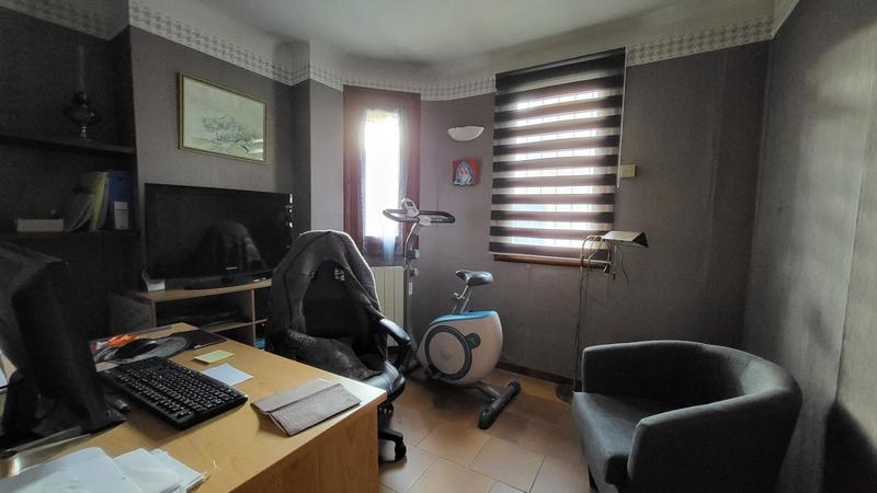 Maison - 180 m² - 7 pièces