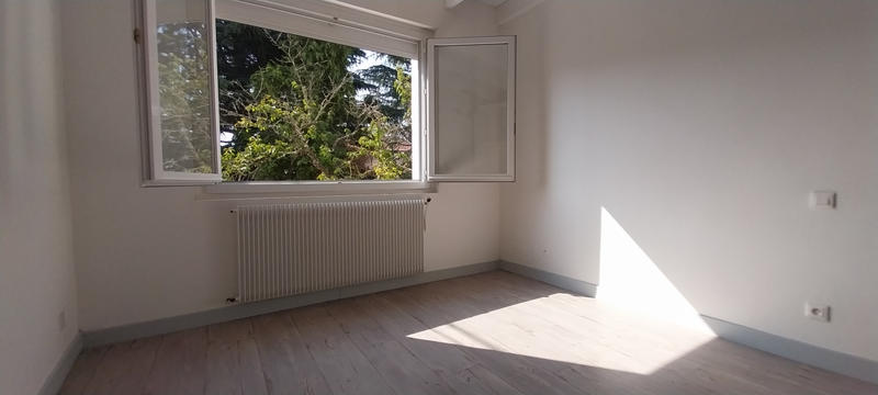 Immeuble - 218 m² - 8 pièces