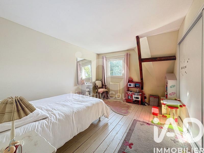 Maison - 259 m² - 10 pièces
