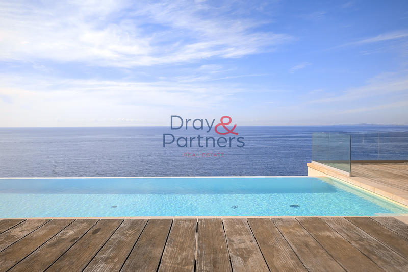 Appartement - 550 m² - 13 pièces