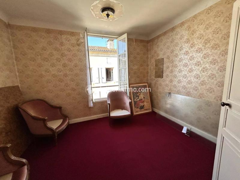 Maison - 174 m² - 9 pièces