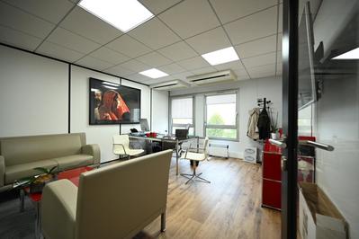 Bureau - 339 m² - 9 pièces