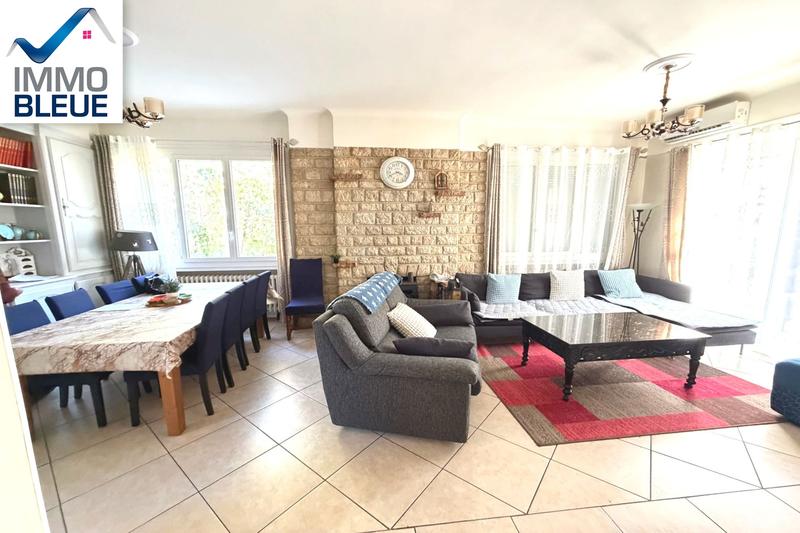 Maison - 88 m² - 5 pièces