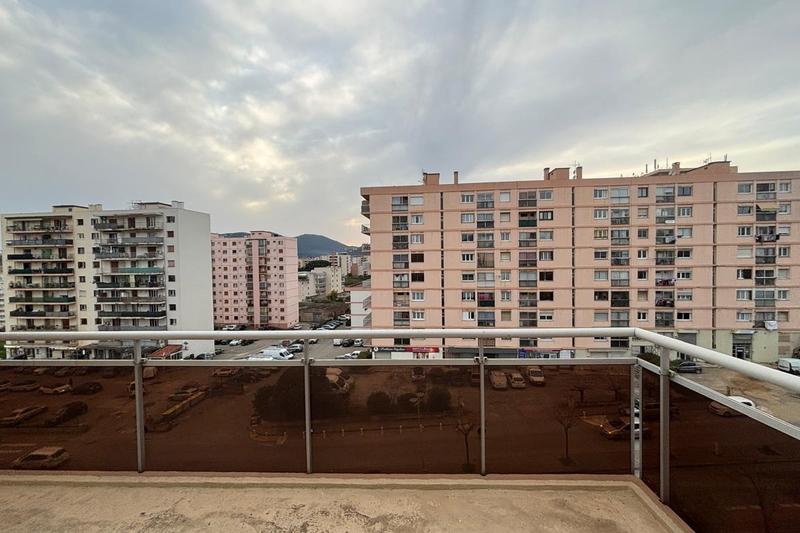 Appartement - 83 m² - 4 pièces