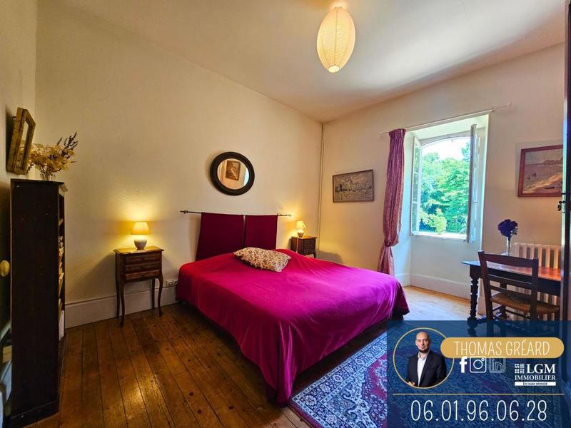 Propriété - 500 m² - 18 pièces