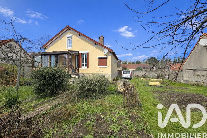 Maison - 95 m² - 5 pièces