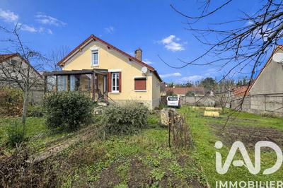 Maison - 95 m² - 5 pièces