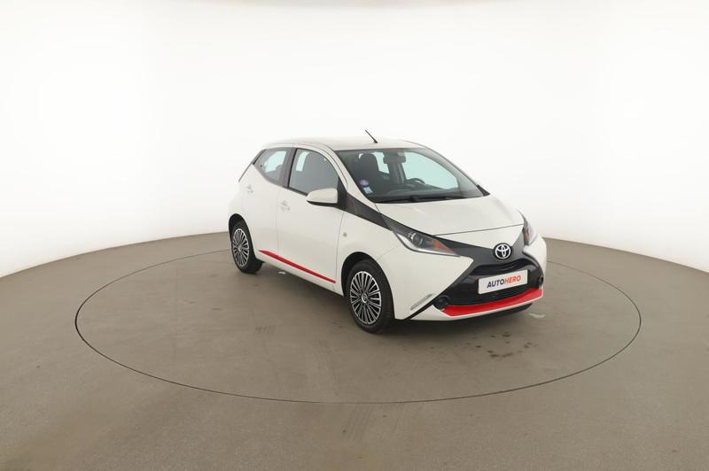 Toyota Aygo 1.0 Vvt-i X-Play 5p 69 ch