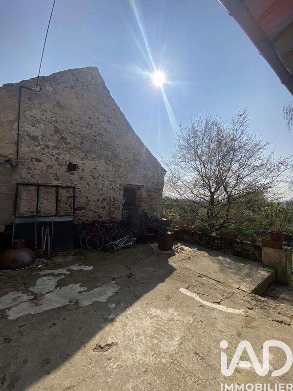 Maison - 214 m² - 5 pièces