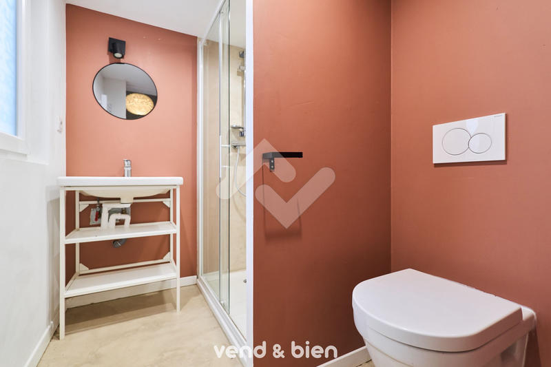 Immeuble - 218 m² - 10 pièces