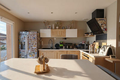 Appartement - 80 m² - 3 pièces